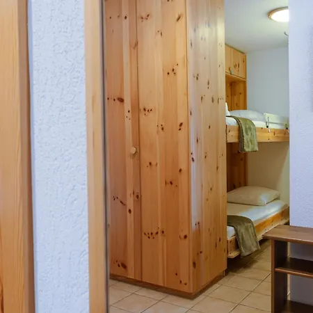 Victoria 1 C1 By Interhome