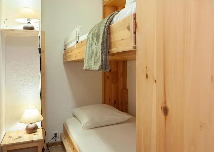Victoria 1 C1 By Interhome